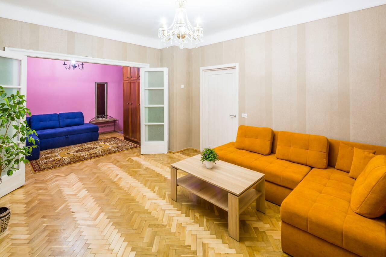 Apartments In The Center Lviv Luaran gambar